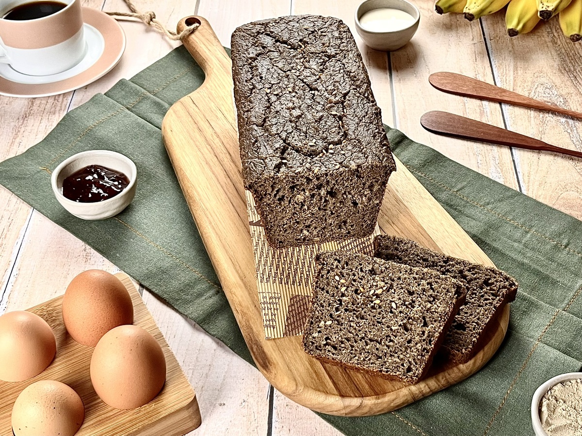 Pão de farinha de banana verde