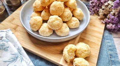 Pão de queijo de tapioca e cream cheese