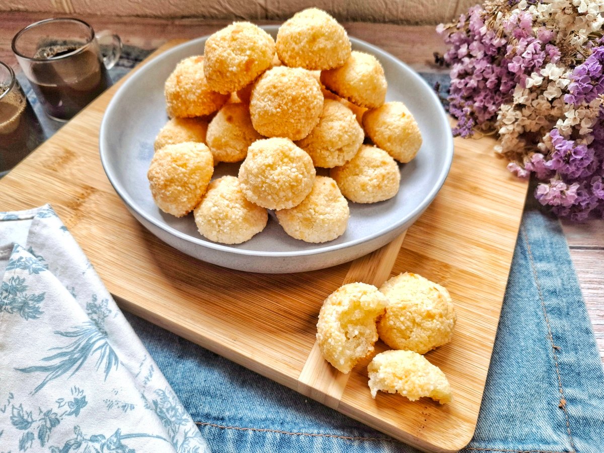 Pão de queijo de tapioca e cream cheese