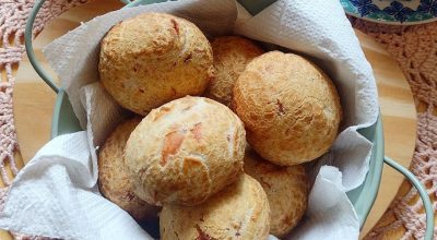 Pão de queijo proteico