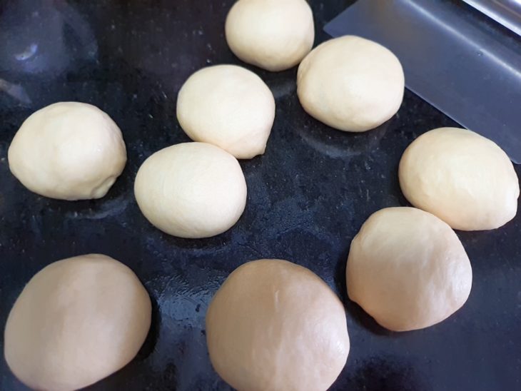 pãezinhos boleados