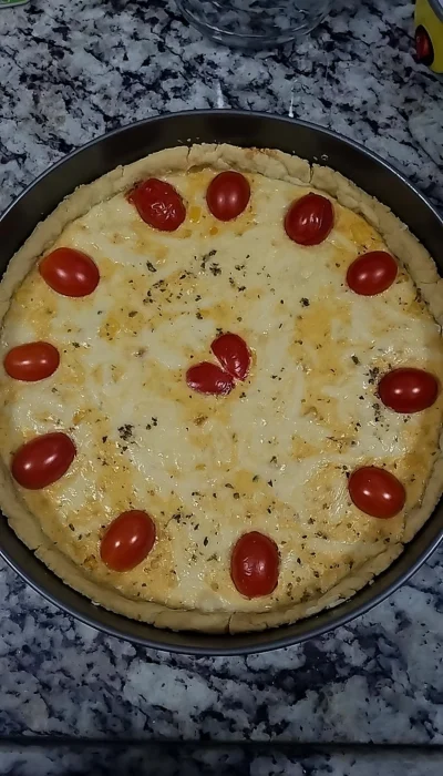 Quiche de frango com requeijão fácil - Foto de usuário