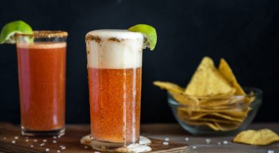 10 receitas de drinks com cerveja para conhecer outro lado dessa bebida