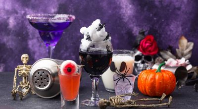 17 receitas de drinks de Halloween para uma celebração temática