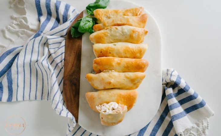 calzones de frango cremoso