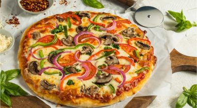 29 receitas de pizza vegetariana para variar no cardápio sem carne