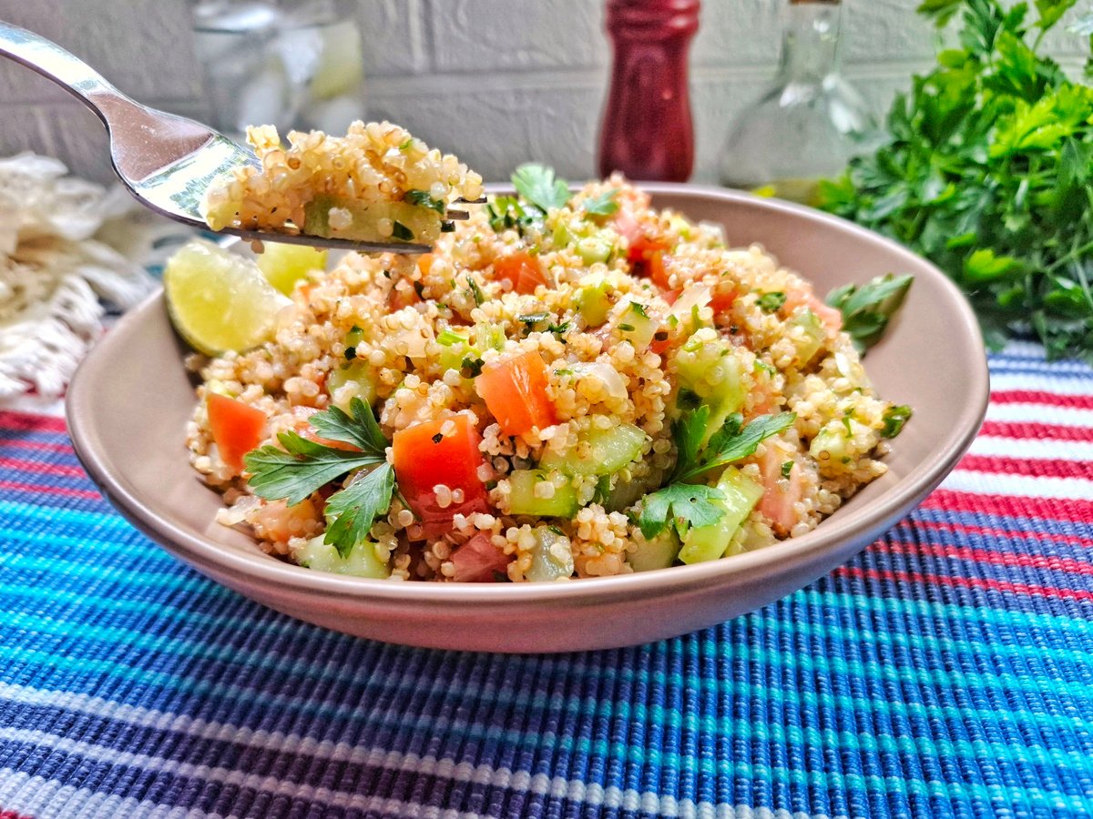 Salada de quinoa