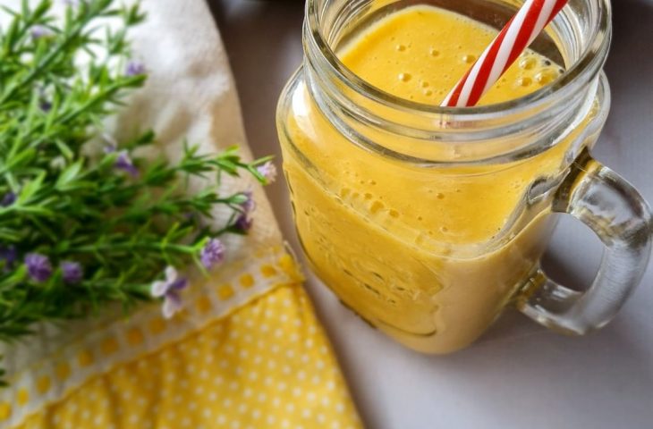 16 receitas de smoothie nutritivas e rápidas de fazer