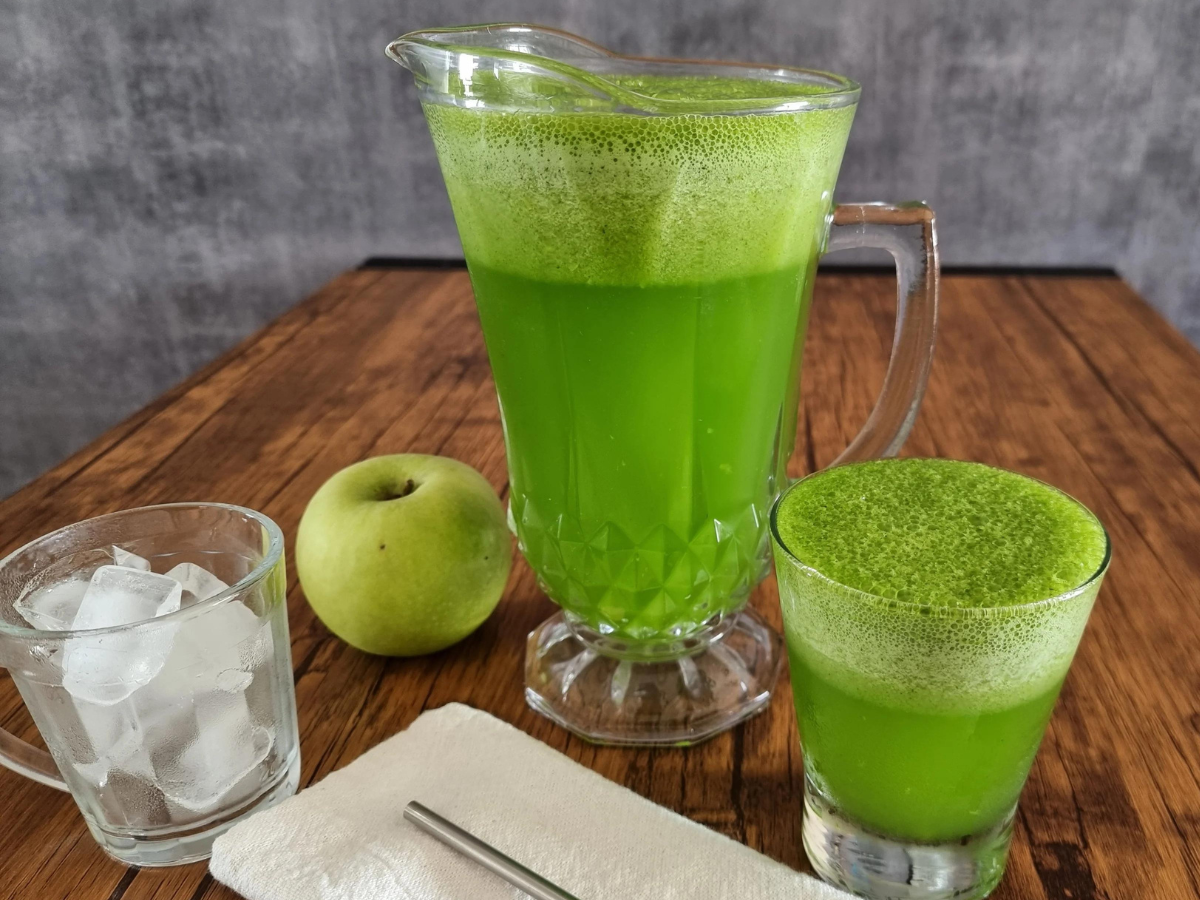 Suco verde com ora-pro-nóbis