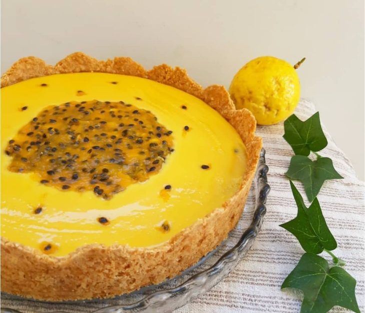 Torta de brigadeiro com maracujá