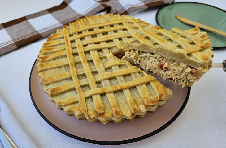 Torta de frango com massa podre