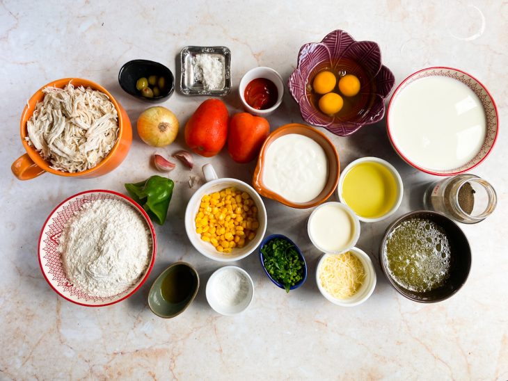 Ingredientes para a torta de frango de liquidificador com requeijão.