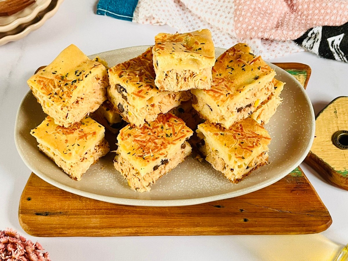 Torta de frango de liquidificador fofinha