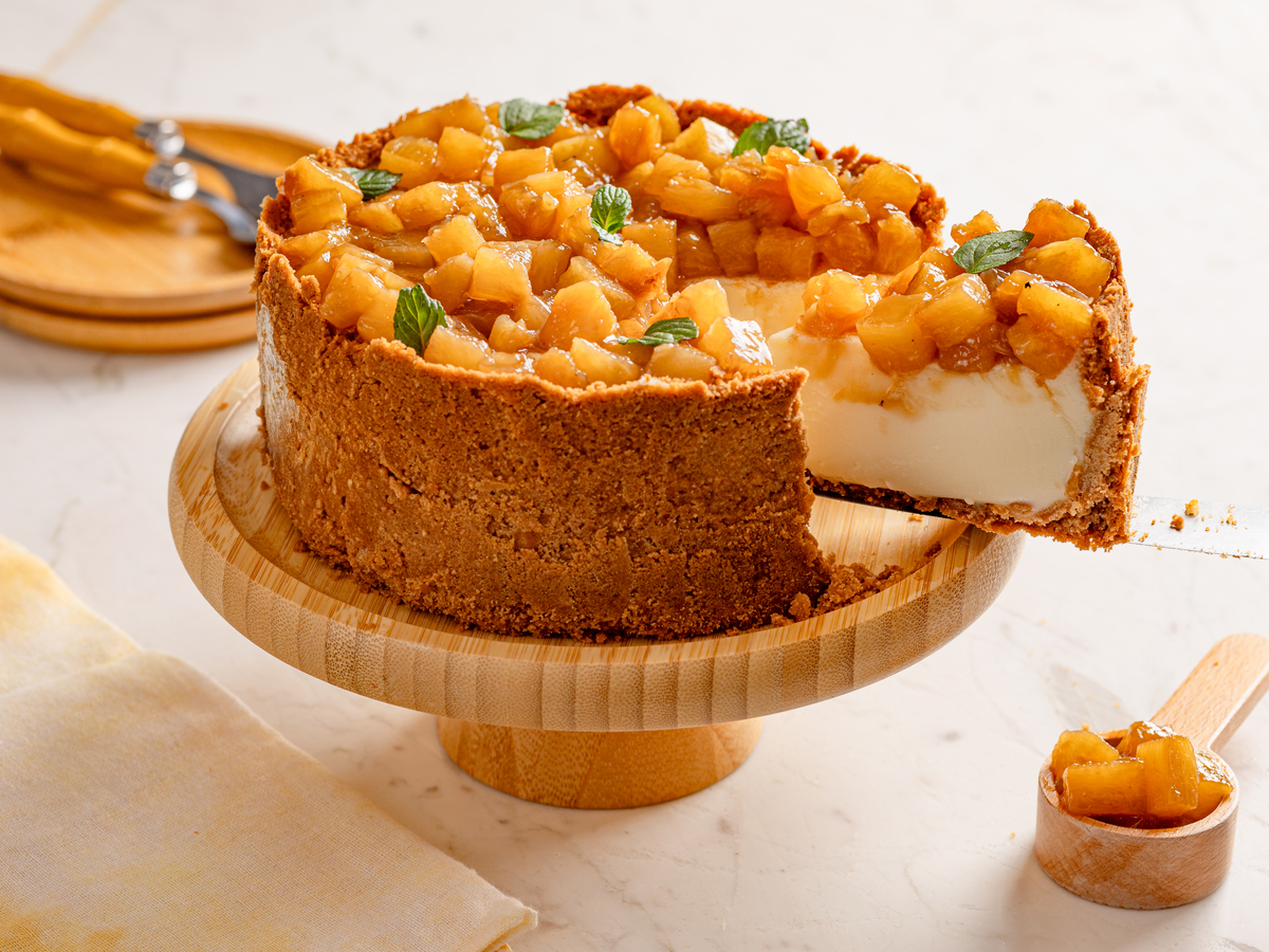 Torta gelada de abacaxi com biscoito